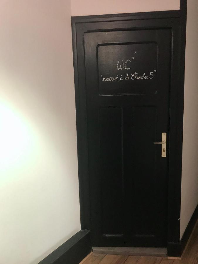 艾克斯莱班 Mamie Jane Co-Munity酒店 外观 照片